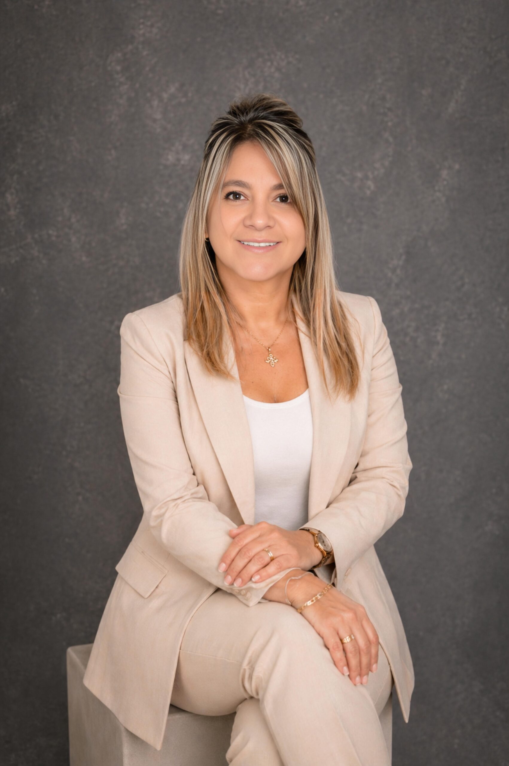 Isbely Gomes Asesora de Élite
